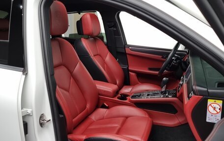 Porsche Macan I рестайлинг, 2021 год, 5 450 334 рублей, 7 фотография
