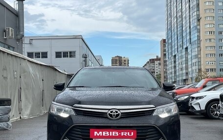 Toyota Camry, 2016 год, 2 099 000 рублей, 5 фотография