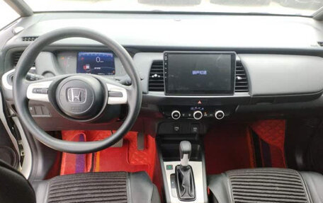 Honda Fit, 2022 год, 1 100 000 рублей, 4 фотография