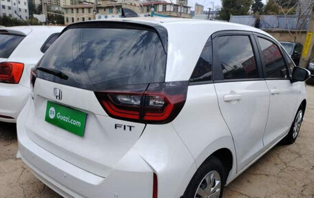 Honda Fit, 2022 год, 1 100 000 рублей, 7 фотография