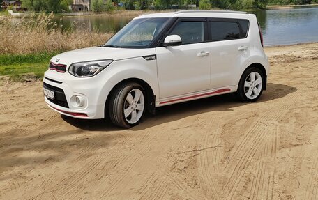 KIA Soul II рестайлинг, 2018 год, 1 800 000 рублей, 6 фотография
