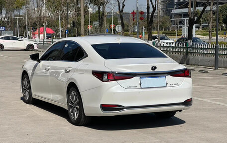 Lexus ES VII, 2022 год, 3 112 000 рублей, 2 фотография