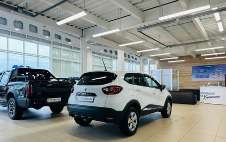 Renault Kaptur I рестайлинг, 2021 год, 1 499 999 рублей, 6 фотография