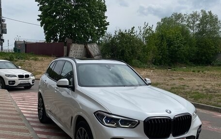 BMW X5, 2020 год, 7 400 000 рублей, 2 фотография