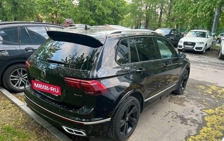 Volkswagen Tiguan II, 2021 год, 4 200 000 рублей, 5 фотография