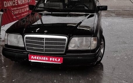 Mercedes-Benz W124, 1990 год, 180 000 рублей, 2 фотография