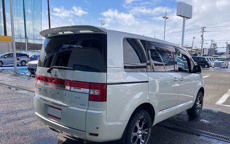 Mitsubishi Delica D:5 I, 2018 год, 2 170 000 рублей, 7 фотография