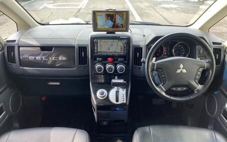 Mitsubishi Delica D:5 I, 2018 год, 2 170 000 рублей, 14 фотография