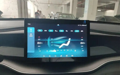 BYD Qin, 2022 год, 1 380 000 рублей, 12 фотография