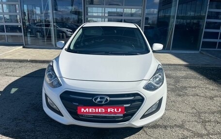 Hyundai i30 II рестайлинг, 2015 год, 1 090 000 рублей, 2 фотография