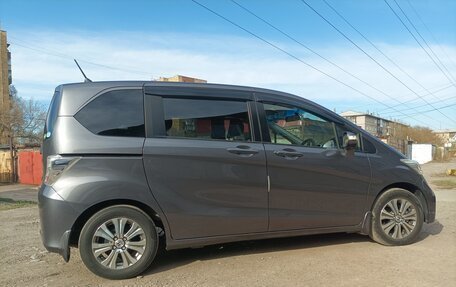 Honda Freed I, 2013 год, 1 175 000 рублей, 9 фотография