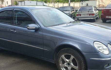 Mercedes-Benz E-Класс, 2005 год, 1 320 000 рублей, 3 фотография
