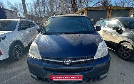 Toyota Sienna II рестайлинг, 2005 год, 1 000 000 рублей, 2 фотография
