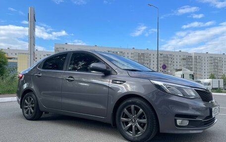 KIA Rio III рестайлинг, 2015 год, 979 000 рублей, 5 фотография
