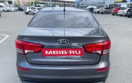 KIA Rio III рестайлинг, 2015 год, 979 000 рублей, 7 фотография