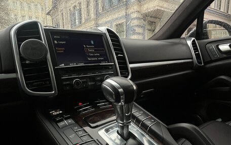 Porsche Cayenne III, 2012 год, 16 фотография