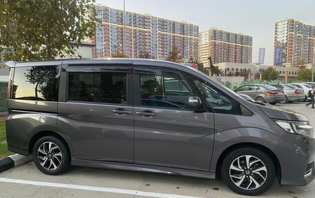 Honda Stepwgn IV, 2019 год, 2 690 000 рублей, 4 фотография