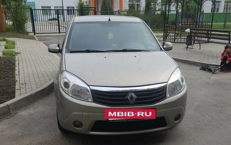 Renault Sandero I, 2011 год, 550 000 рублей, 2 фотография