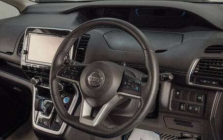 Nissan Serena IV, 2018 год, 2 349 000 рублей, 6 фотография
