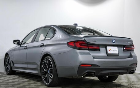 BMW 5 серия, 2022 год, 5 200 000 рублей, 6 фотография