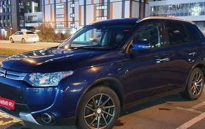 Mitsubishi Outlander III рестайлинг 3, 2014 год, 1 490 000 рублей, 1 фотография