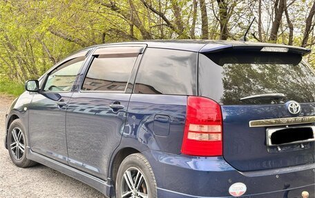 Toyota Wish II, 2004 год, 900 000 рублей, 4 фотография