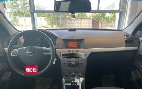 Opel Astra H, 2011 год, 730 000 рублей, 10 фотография