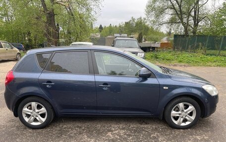 KIA cee'd I рестайлинг, 2008 год, 850 000 рублей, 9 фотография