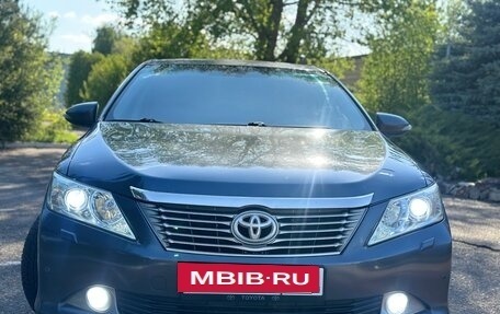 Toyota Camry, 2012 год, 1 550 000 рублей, 4 фотография