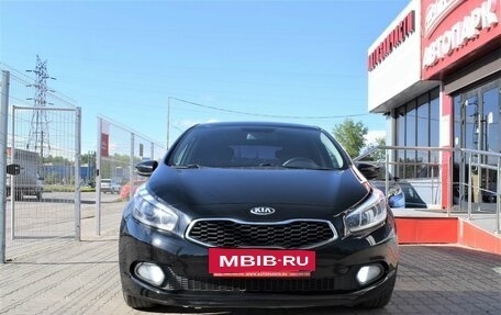 KIA cee'd III, 2014 год, 999 000 рублей, 2 фотография