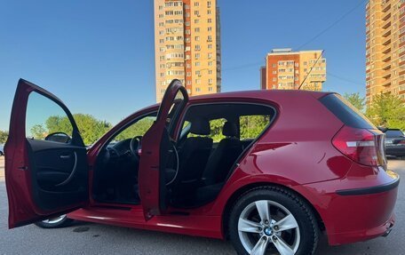 BMW 1 серия, 2008 год, 665 000 рублей, 12 фотография