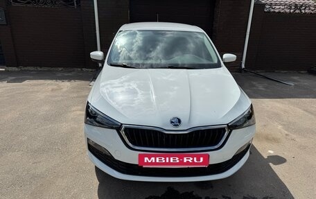 Skoda Rapid II, 2022 год, 1 880 000 рублей, 2 фотография