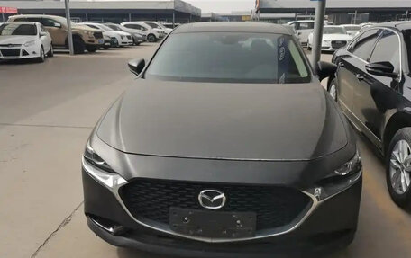 Mazda 3, 2020 год, 1 635 000 рублей, 2 фотография