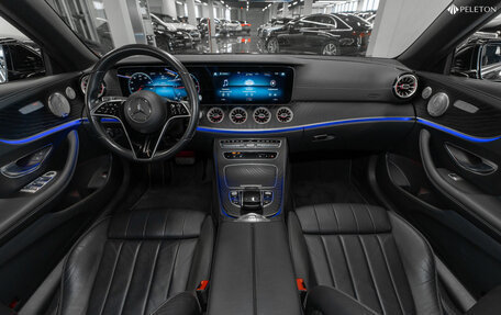 Mercedes-Benz E-Класс, 2021 год, 6 100 000 рублей, 11 фотография