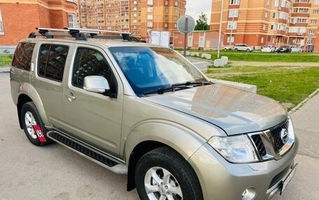 Nissan Pathfinder, 2011 год, 1 585 000 рублей, 3 фотография