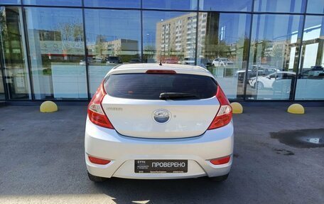 Hyundai Solaris II рестайлинг, 2012 год, 560 000 рублей, 6 фотография
