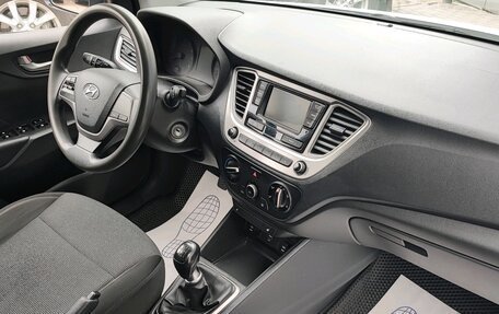 Hyundai Solaris II рестайлинг, 2019 год, 1 220 000 рублей, 7 фотография