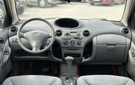 Toyota Yaris I рестайлинг, 2000 год, 295 000 рублей, 9 фотография