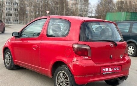 Toyota Yaris I рестайлинг, 2000 год, 295 000 рублей, 6 фотография
