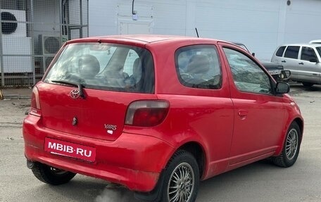 Toyota Yaris I рестайлинг, 2000 год, 295 000 рублей, 4 фотография
