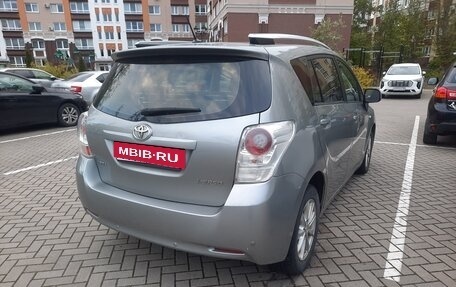 Toyota Verso I, 2010 год, 1 100 000 рублей, 2 фотография