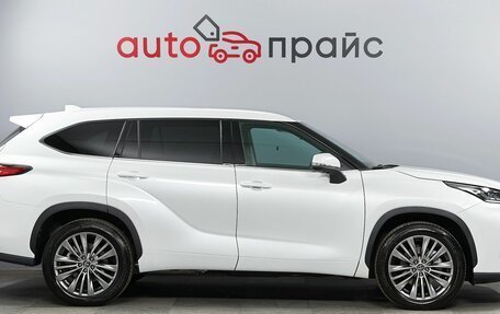 Toyota Highlander, 2024 год, 8 фотография