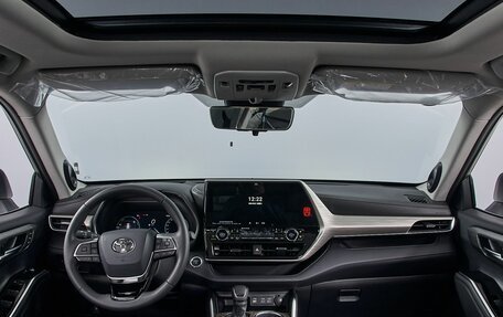 Toyota Highlander, 2024 год, 10 фотография