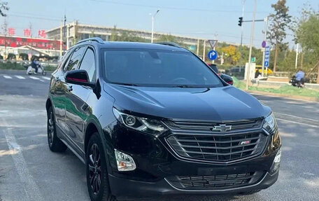Chevrolet Equinox III, 2022 год, 1 899 955 рублей, 3 фотография