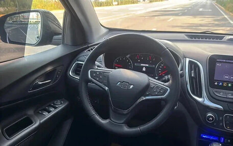 Chevrolet Equinox III, 2022 год, 1 899 955 рублей, 10 фотография