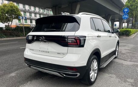Volkswagen T-Cross I, 2021 год, 1 635 000 рублей, 4 фотография