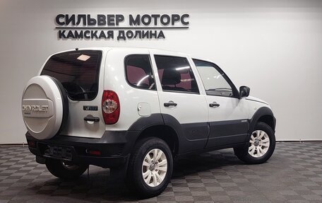 Chevrolet Niva I рестайлинг, 2014 год, 599 000 рублей, 7 фотография
