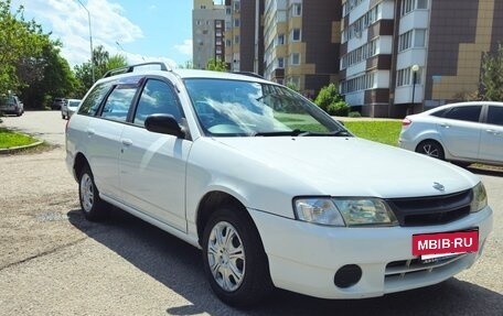 Nissan Wingroad III, 2000 год, 385 000 рублей, 3 фотография