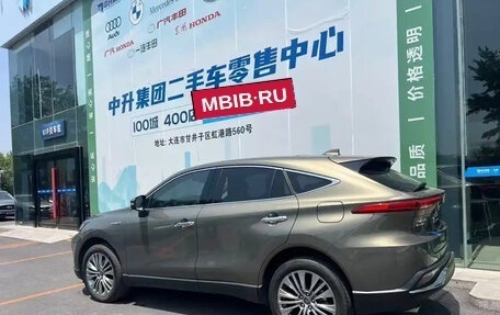 Toyota Harrier, 2022 год, 4 300 000 рублей, 3 фотография
