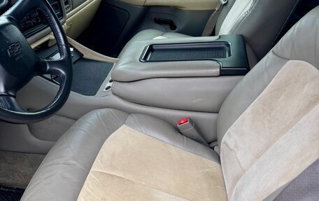 Chevrolet Suburban, 2002 год, 2 150 000 рублей, 6 фотография